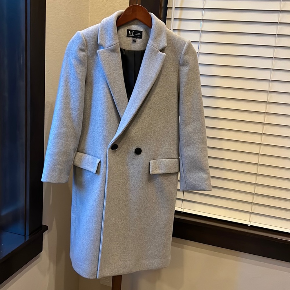 Light gray coat
